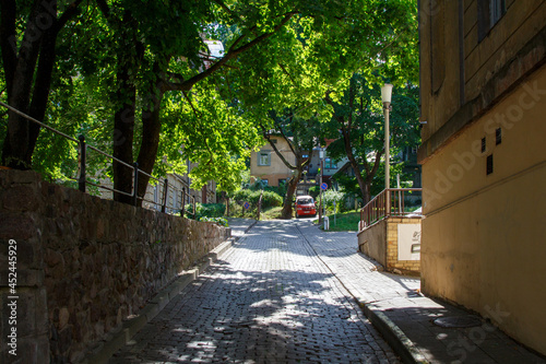 Fototapeta Naklejka Na Ścianę i Meble -  City streets. Summer in Europe.