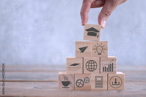 Building blocks to graduati...