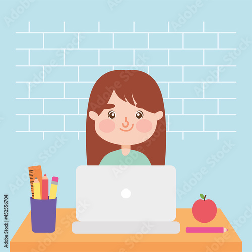 girl studiyng with computer