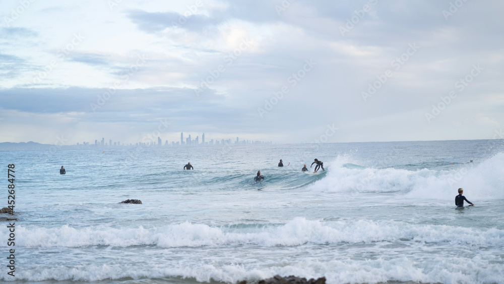 Naklejka premium seagulls on the beach