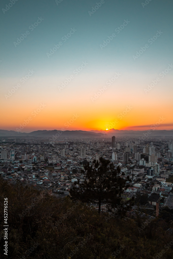 Pôr do sol com vista para a cidade de Itajaí - Santa Catarina - Paisagem urbana