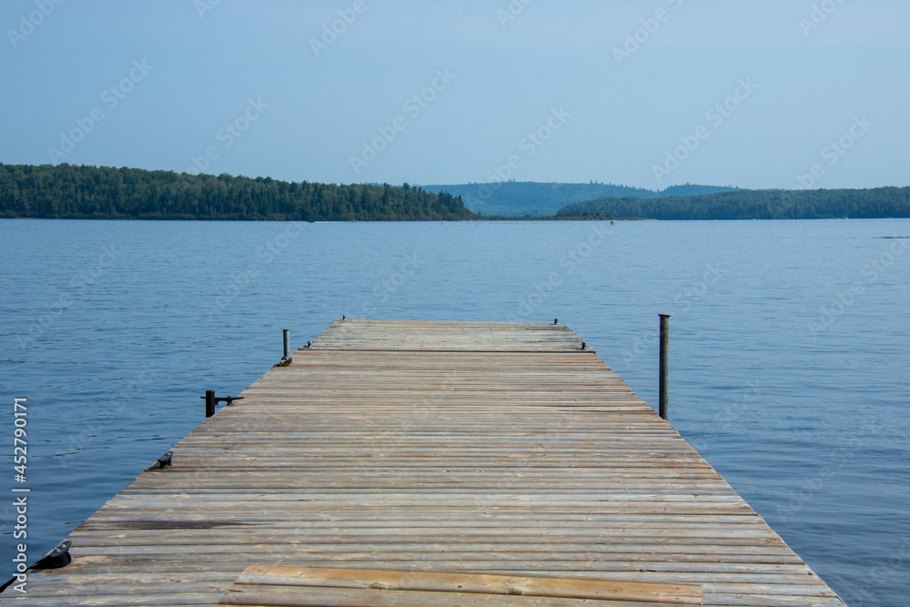 Obraz premium Dock on a wild lake in Quebec, Canada