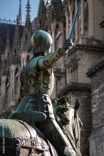 Jeanne d'Arc à l'assault de la cathédrale de Reims photo