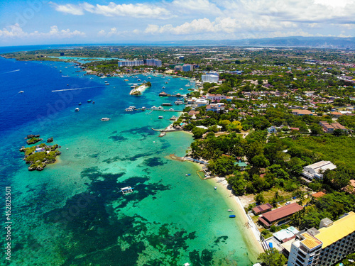 Stampa su tela フィリピン、セブ、マクタン島をドローンで撮影した風景  Drone view of Mactan Island, Cebu, Philippines
