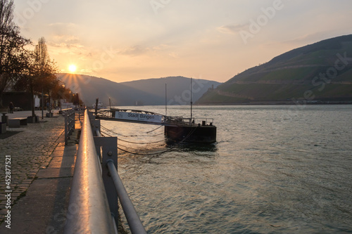 Sonnenuntergang Rhein Bingen