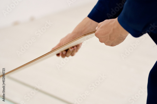 room renovation laminate flooring construction professionals