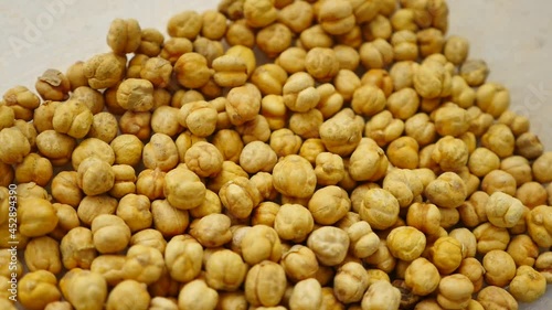 turkey çorum salted chickpeas, chickpeas close-up, yellow chickpeas, photo