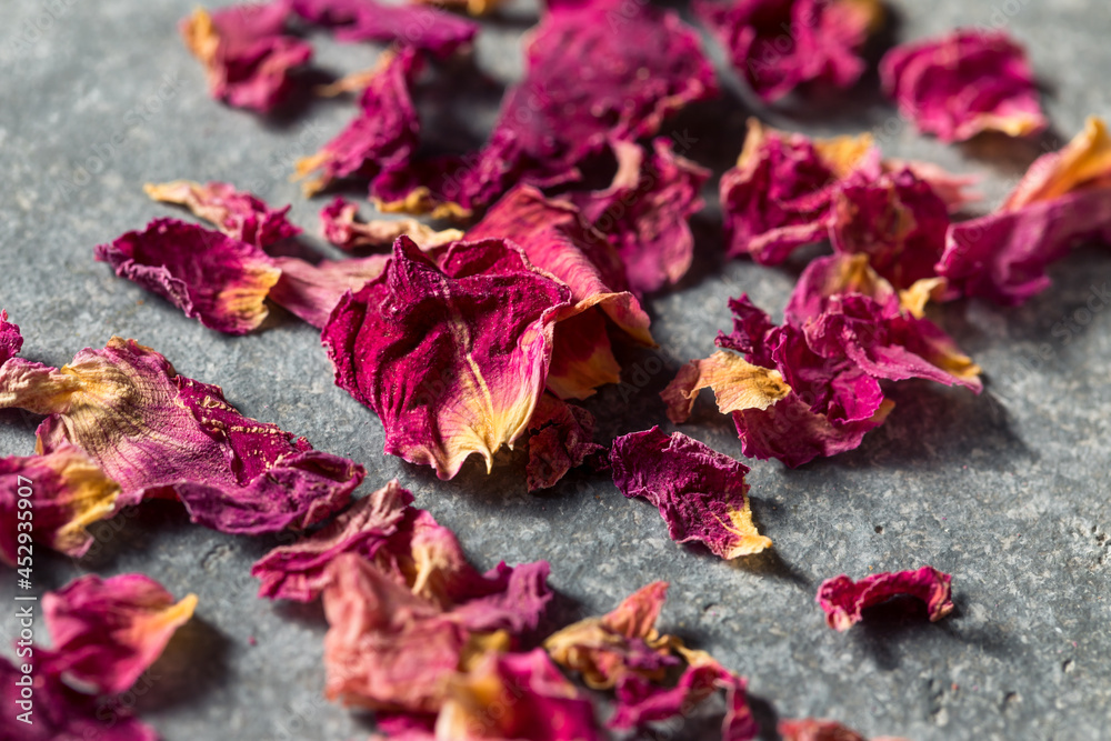 Healthy Organic Culinary Rose Petals Healthy Organic Culinary Rose Petals