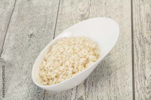 Arborio rice for Italian risotto © Andrei Starostin