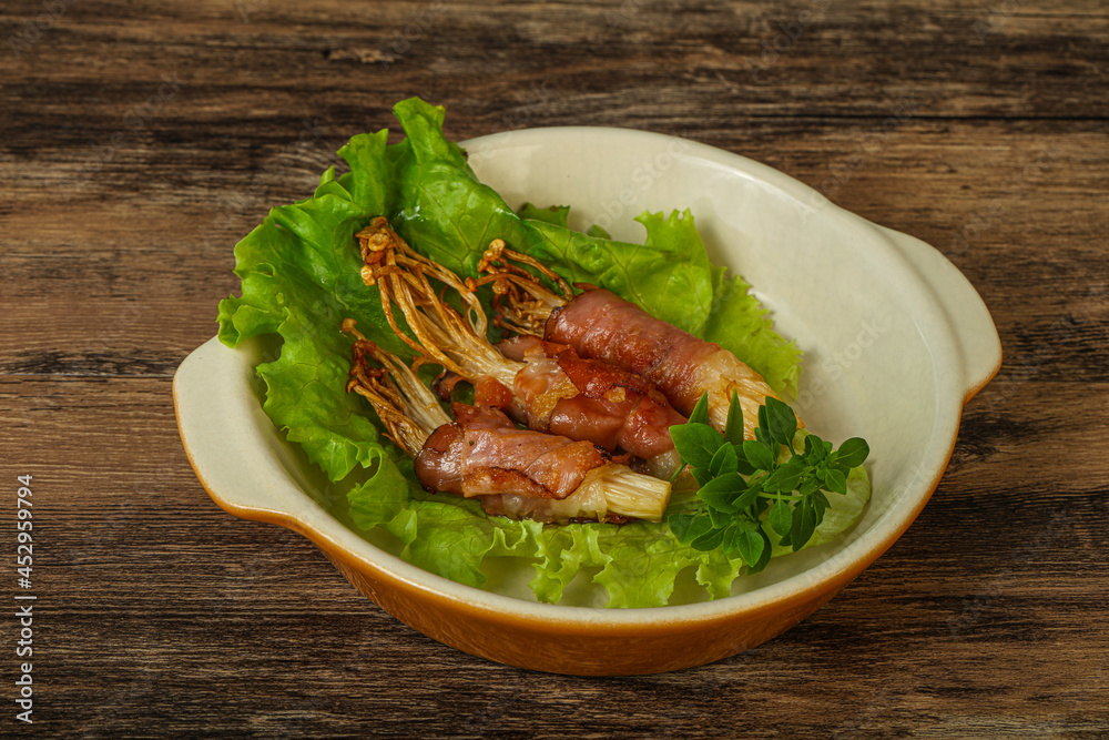 Roasted enoki mushrooms with bacon