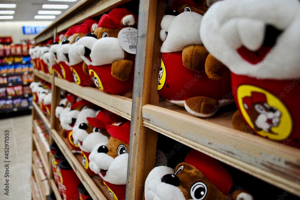 Daytona Beach, Florida: Buc-ee's convenience store and gas station. Row