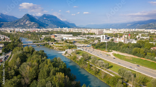 Grenoble depuis Comboire © Relief Drone