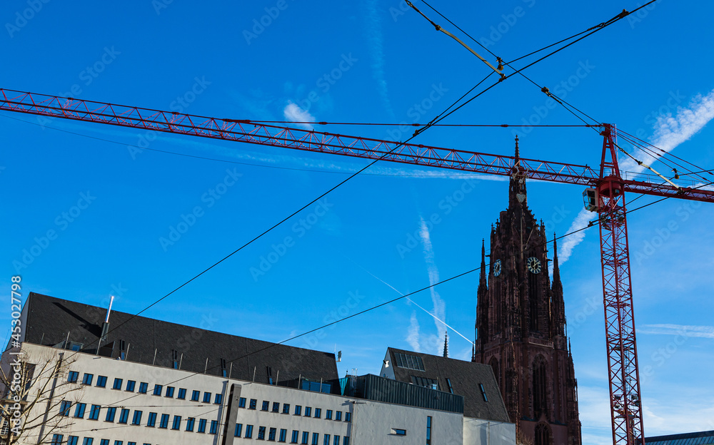ドイツ フランクフルト・アム・マインのアルトシュタットの聖バルトロメウス大聖堂 Stock 写真 Adobe Stock
