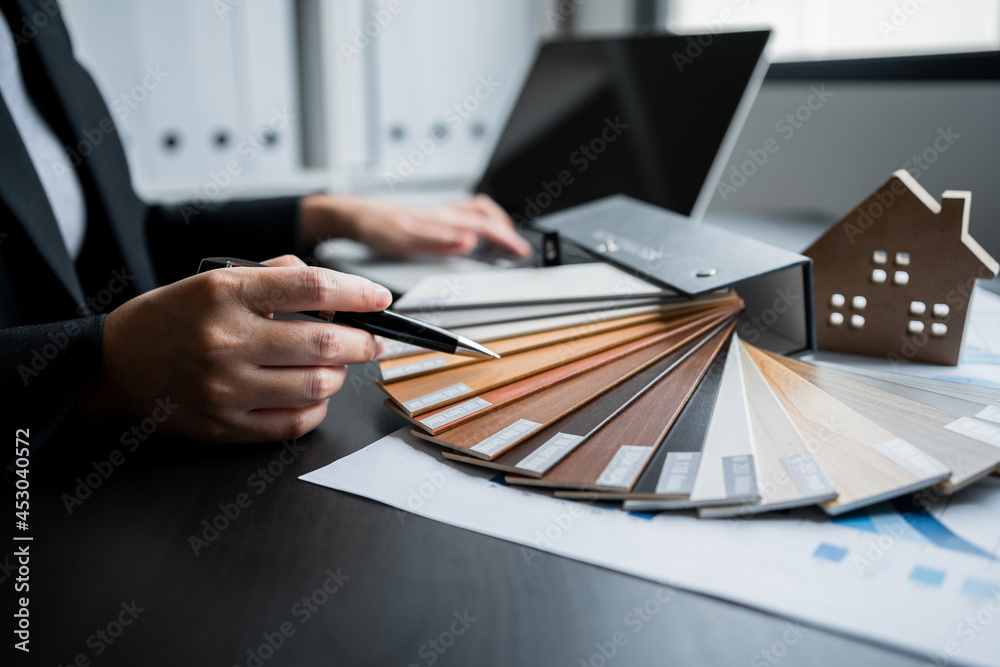 Φωτογραφία Close up of women designer choosing collection set color pallets samples for Venetian blind wooden at the workplace, decorator office, home decoration business concept