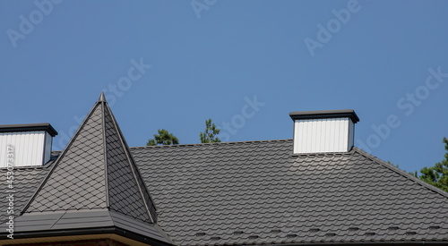 Roof of the house, roofing materials, construction