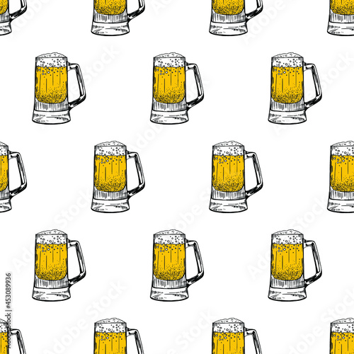 Seamless pattern with mugs of beer. Stock vector illustration