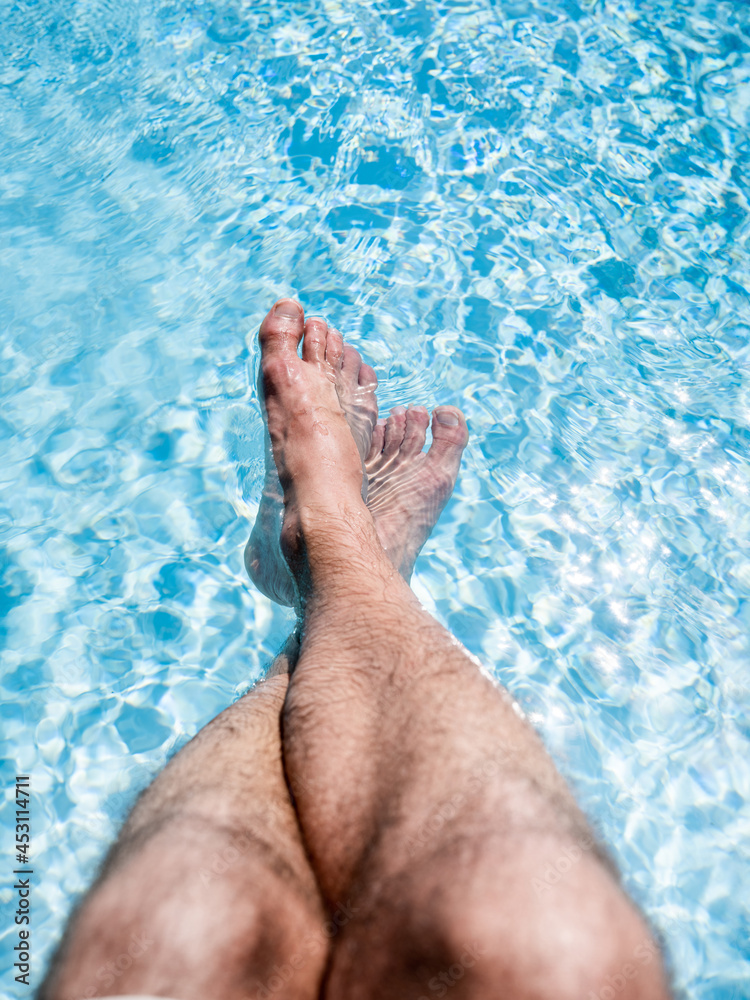 Des vacances les pieds dans la piscine