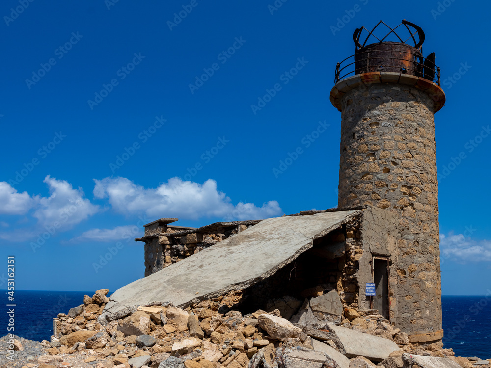The ruins of the Agios Ioannis lighthouse / Aforesmenos lighthouse