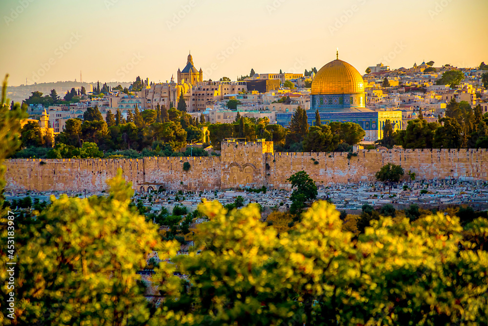 Fototapeta premium Jerusalem, Israel: Overlooking the Temple Mount; dome of the Rock and golden gate. on evening, sunset