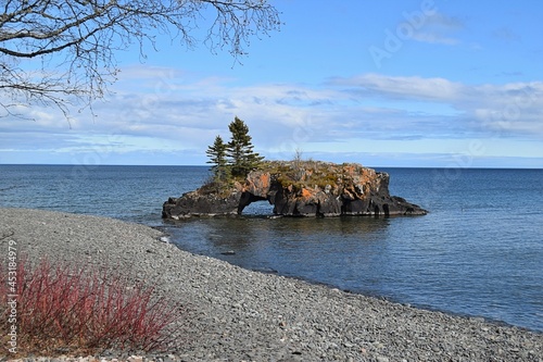 The Hollow Rock of Lake Superior in Minnesota
Hole in rock comes from thousands of years of erosion.