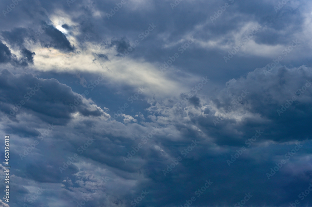 Obraz premium dramatic clouds