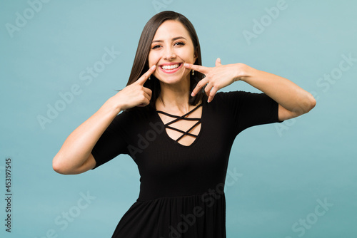 Portrait of a cheerful woman smiling