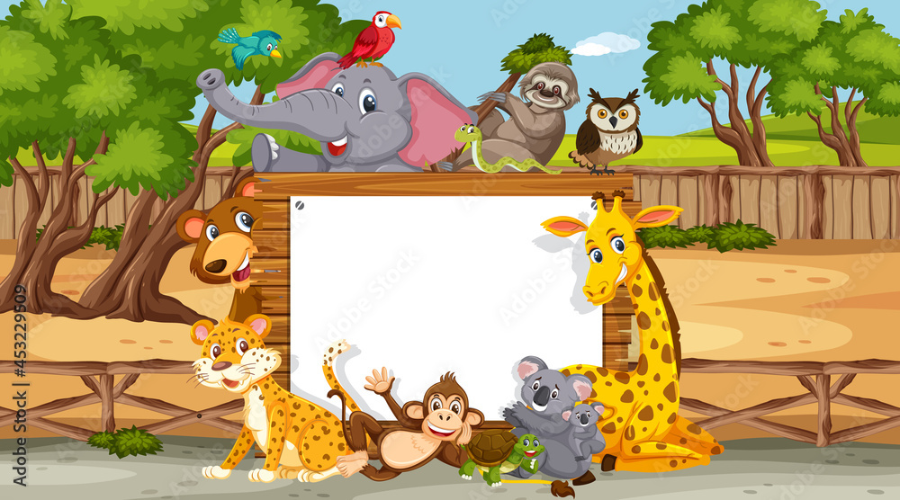 Naklejka premium Empty wooden frame with various wild animals in the forest