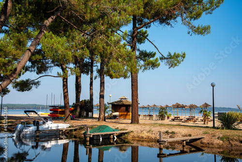 Fototapeta Naklejka Na Ścianę i Meble -  marina in lake biscarosse french coast