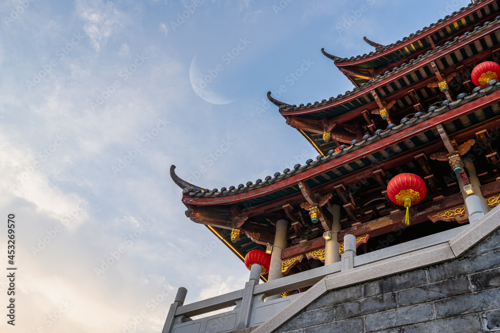 Naklejka premium The Guangji gate tower in Chaozhou, Guangdong, China.