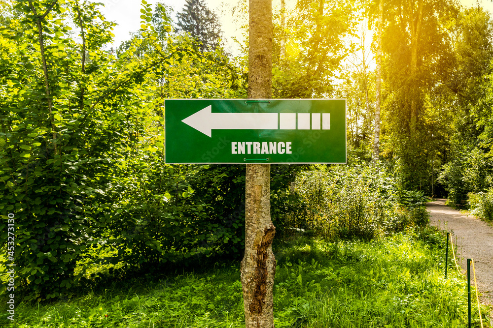 Directional sign in a park
