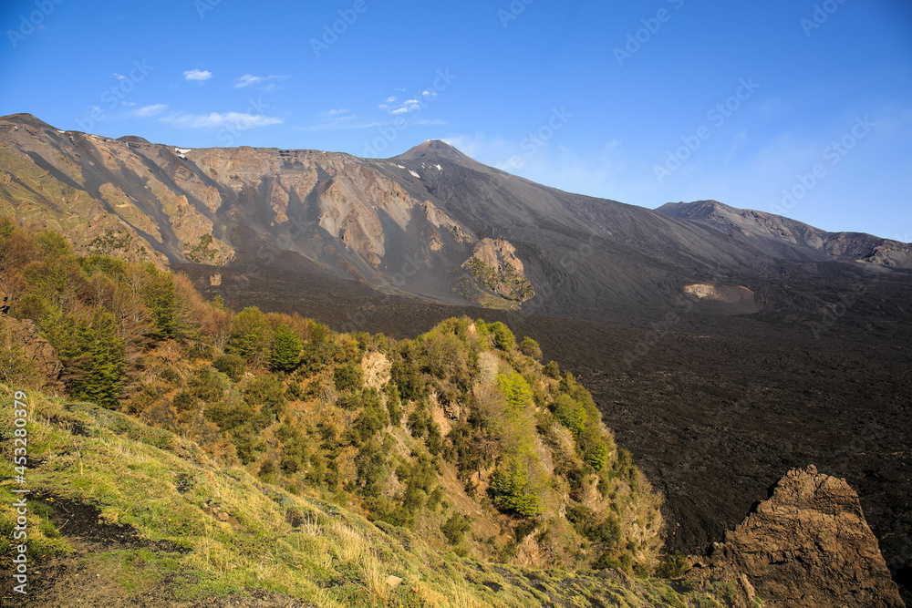 Etna volcano and Valle del Bove ad first light day - Discovery your Sicily travel