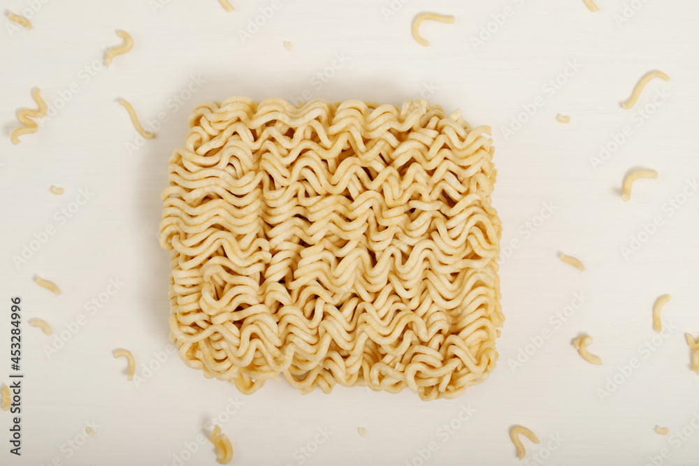 Obraz premium instant noodles on a white background