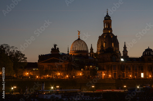 Dresden Frauenkirche nach Sunset