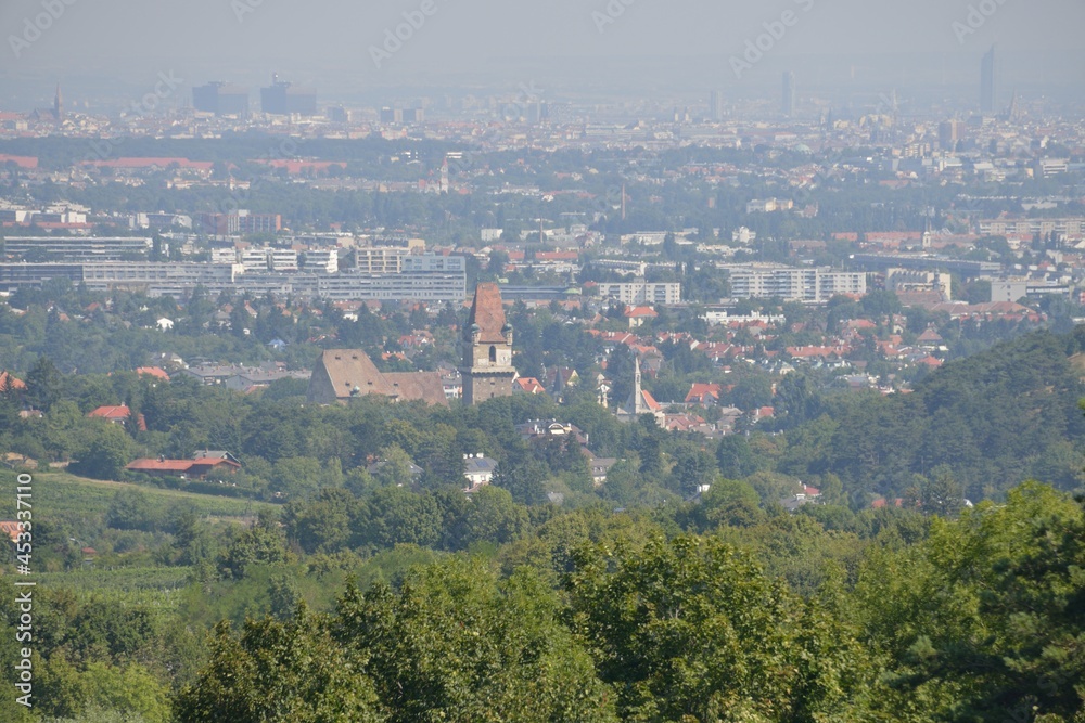 Blick auf Perchtoldsdorf vom Gießhübl  Österreich, 18.08.2013