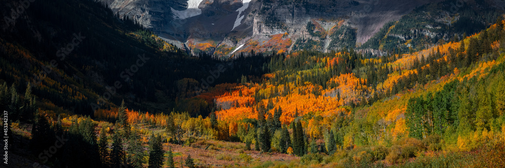 Panoramic view of fall foliage at Maroon bells national recreation area in Colorado