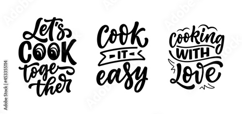Set with hand drawn letteri...