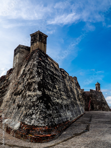 Travel inside the Castillo San Felipe de Barajas, Cartagena Colombia
