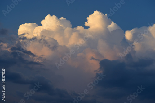 Fototapeta Naklejka Na Ścianę i Meble -  Beautiful sky.	
