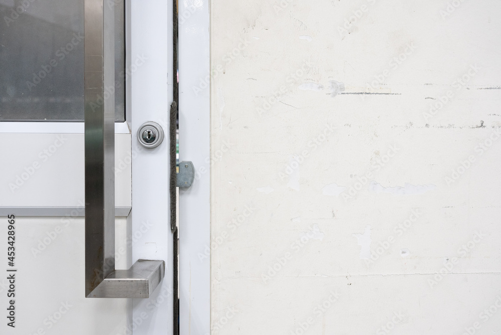 door of office was left open while nobody inside door of office was left open while nobody inside