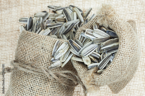 Obraz na plátně Sunflower seeds in sacks.