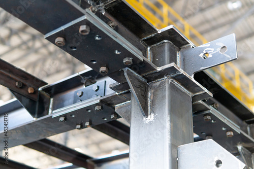 Bild auf Leinwand Close up welding beads joint on structure construction work in factory