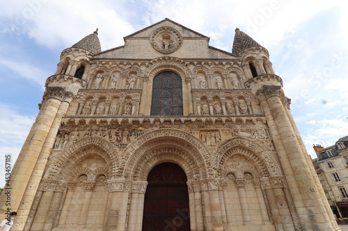 Cathedrale Notre Dame la Grande, ville de Poitiers, departement de la Vienne, France © ERIC