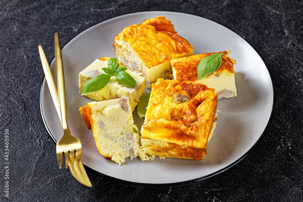 chicken breast and egg bake, chicken meat omelette