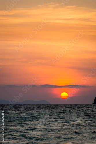 Fototapeta Naklejka Na Ścianę i Meble -  A beautiful sunrise at Koh Lipe in  Andaman sea .Southern  in Thailand