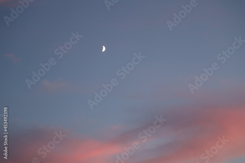 Wallpaper Mural moon and clouds Torontodigital.ca