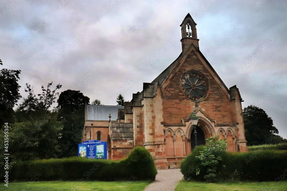 church of st mary's in Dalkeith Country Park