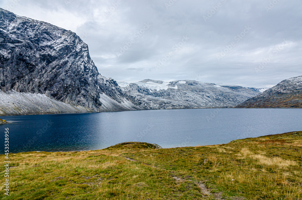 Obraz premium Mountain lake