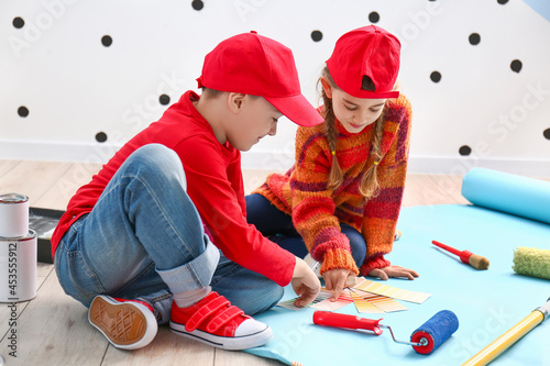 Little painters with color ...