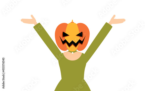 ハロウィンの仮装、カボチャのお化け姿の女の子が両腕を上げるポーズ