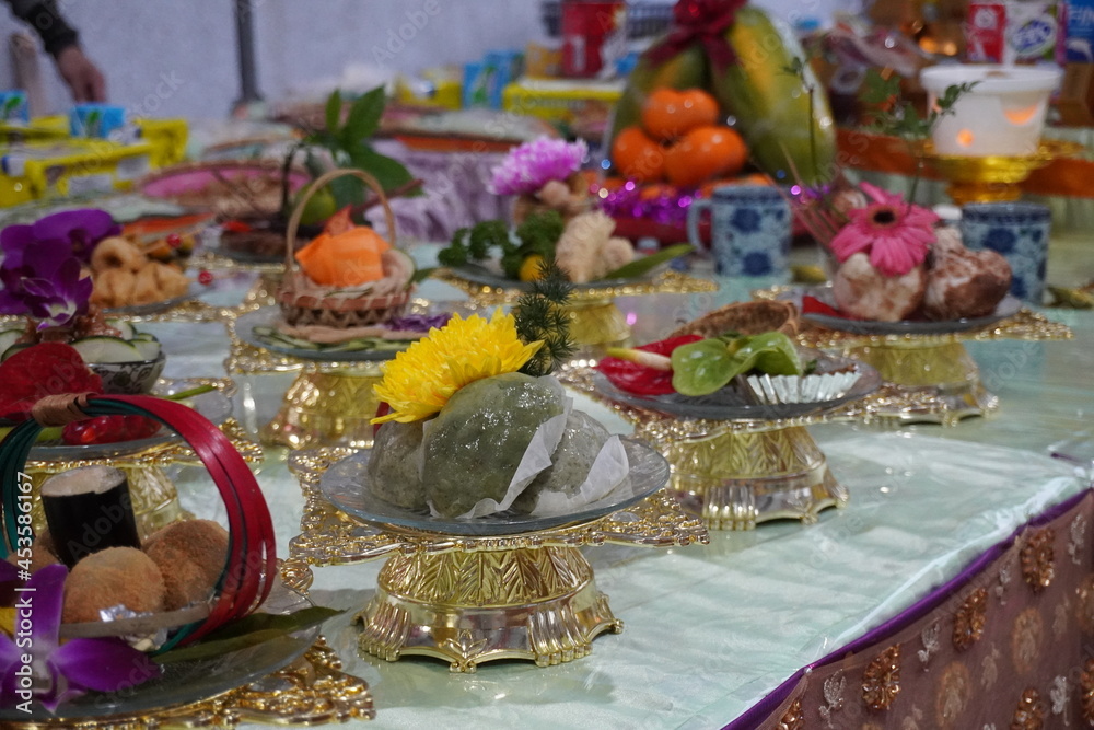 decorated table with flowers decorated table with flowers